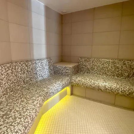 208 Im Lord Nelson 아파트