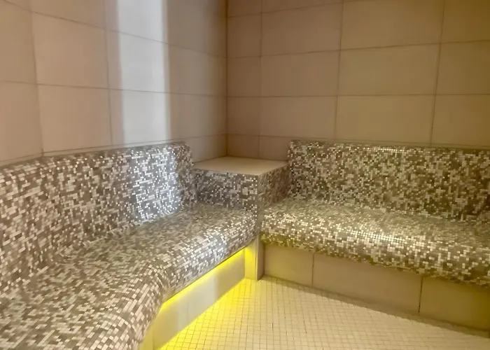 208 Im Lord Nelson Апартаменты